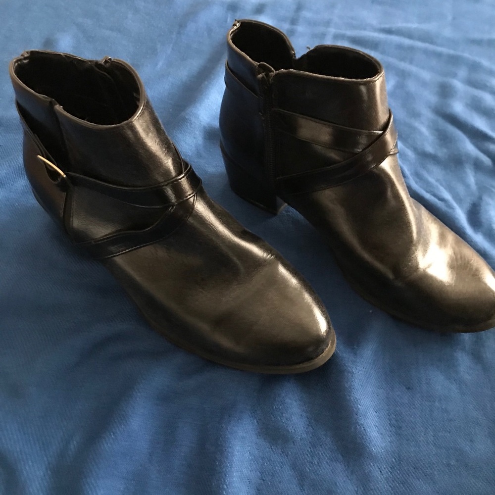 Women’s booties
